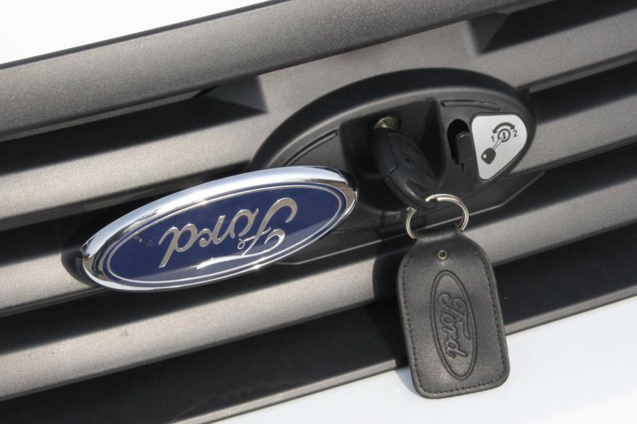  Ford Transit Connect 2010 года  (фото 34 из 109)